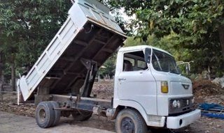 ขายดั้ม