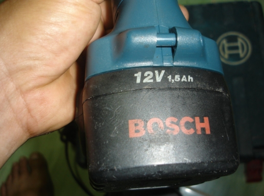 ขายสว่านไขควงไร้สาย BOSCH รุ่น GSR 12-2 (12V.) แบต 2 ก้อน