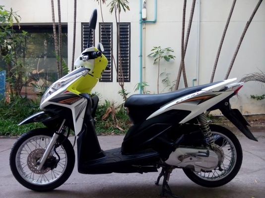 ขายถูกๆ click110i เดิมๆปี2553 ราคาบ้านๆด่วนๆคับ เล่มเอกสารครบ