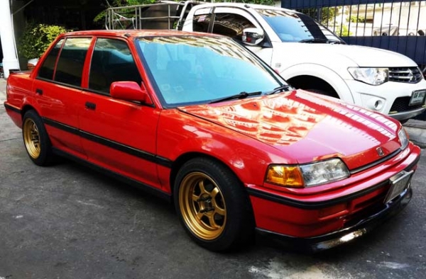 HANDA CIVIC สีแดงสด เกียร์ออโต้ เครื่องวีเทค แก๊สหัวฉีด สวยๆ พร้อมๆ HANDA CIVIC สีแดงสด เกียร์ออโต้ เครื่องวีเทค แก๊สหัวฉีด สวยๆ พร้อมๆ