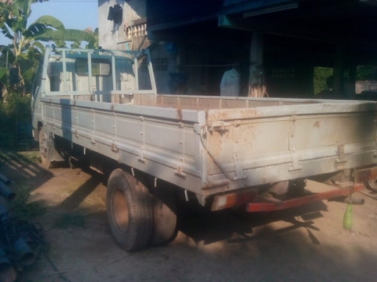 ขายรถบรรทุก 6 ล้อโตโยต้า ไดน่า