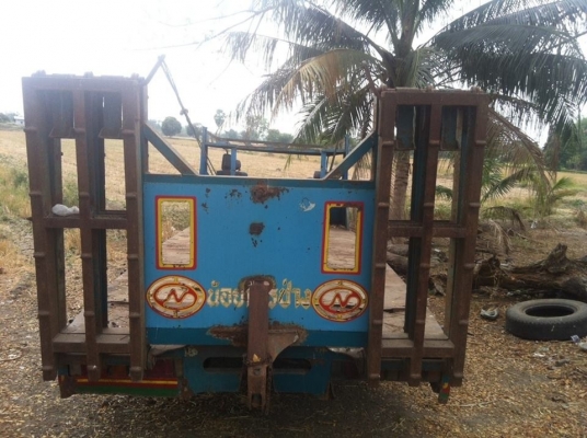 ขายอีแต๋น6ล้อ เทเลอร์5เมตร เครื่อง110 พวงมาลัยเพาเวอร์ สโลกลาง