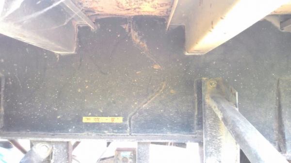 ขายหางพ่วง ( ไม่ดั้ม ) สามมิต  2  เพลา.  ปี 50   สนใจติดต่อ  081 - 6079515