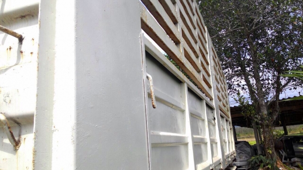 ขายหางพ่วง ( ไม่ดั้ม ) สามมิต  2  เพลา.  ปี 50   สนใจติดต่อ  081 - 6079515