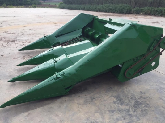 หัวเกี่ยวข้าวโพดมือสอง หัวเกี่ยวข้าวโพดมือสอง