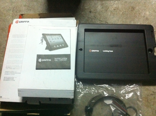 ชุดเคส iPad 2 ของ GRIFFIN แข็งพร้อมตัวล็อกและสายยาวยึดติดโต็ะป้องกันการขโมย