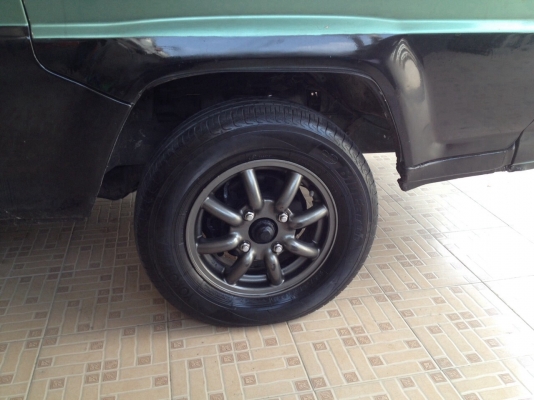 ขายแม็กกล้วย13"พร้อมยาง!ถูกๆ