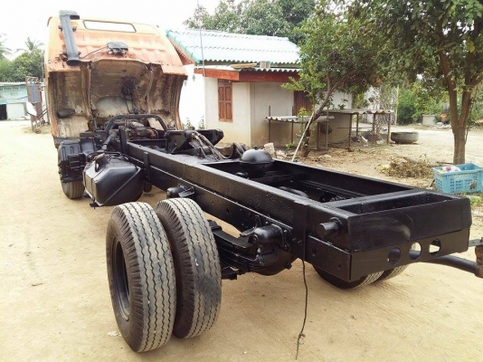 ขายรถ HINO FB113  เครื่องดี  คัสซีสวย  มีอุปกรณ์ดั้ม เอกสารพร้อมโอน