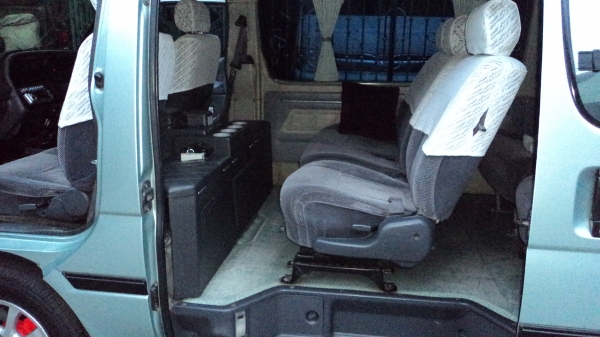 รถตู้แต่งเต็ม