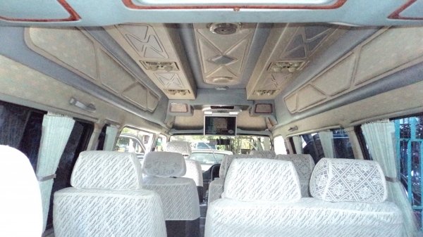 รถตู้แต่งเต็ม