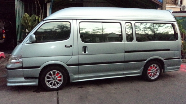 รถตู้แต่งเต็ม