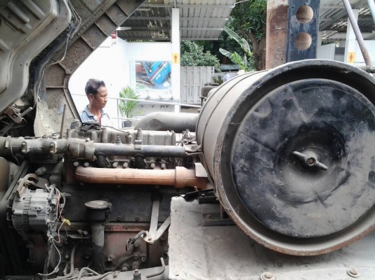 (มี10คัน)10ล้อหัวลาก2เพลา 290แรง และ275 แรง..จะขายเหมาหรือแยก ราคาอยู่ที่ 6.5แสนต่อคัน รถสภาพดีใช้ได้