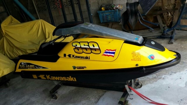 ขาย JETSKI KAWA  750   แต่เต็ม เครื่องแน่น เดิม ราคา 59000