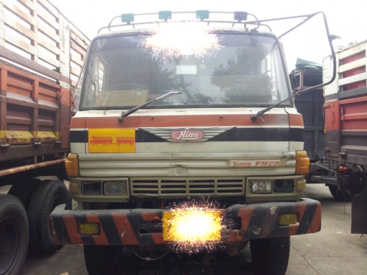 10ลัอ2เพลาไม่ดั้มซูโม่..220แรงFM227LD-16570. ปี2535 มีระบบลาก...สภาพดีพร้อมใช้