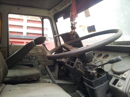 10ลัอ2เพลาไม่ดั้มซูโม่..220แรงFM227LD-16570. ปี2535 มีระบบลาก...สภาพดีพร้อมใช้