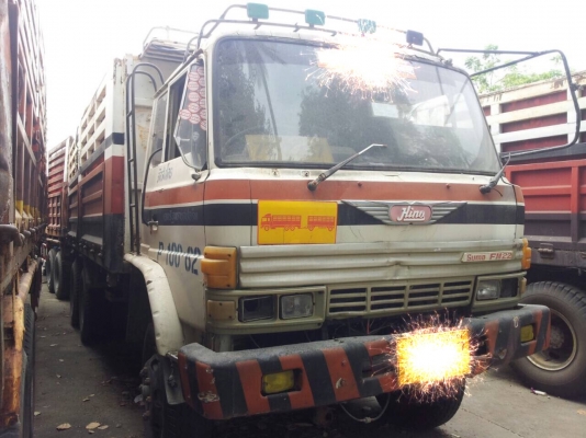 10ลัอ2เพลาไม่ดั้มซูโม่..220แรงFM227LD-16570. ปี2535 มีระบบลาก...สภาพดีพร้อมใช้