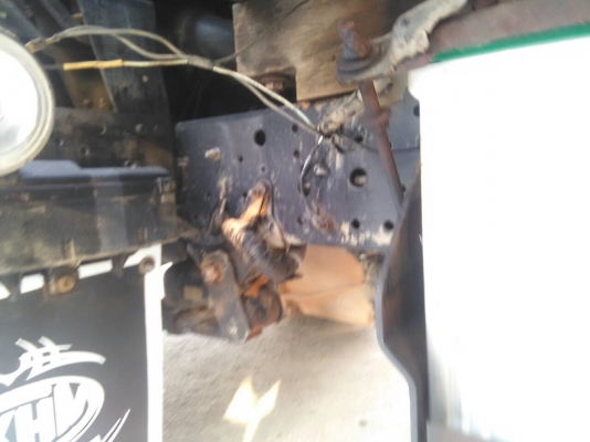 ISUZU 4 ล้อกลาง ปี42 ISUZU 4 ล้อกลาง ปี42