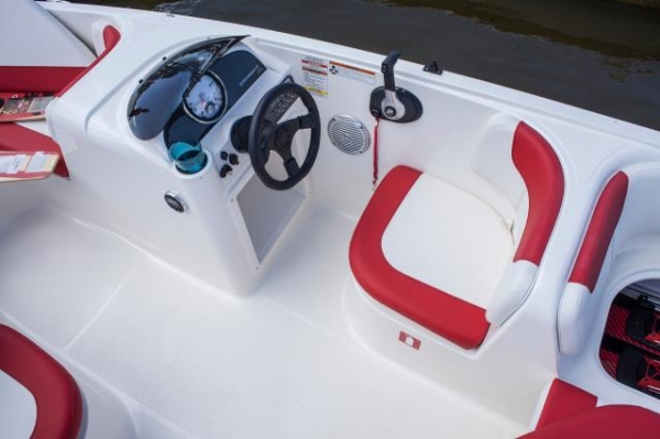 ขายเรือใหม่ ลดล้างสต๊อค 2014 Bayliner Element 160