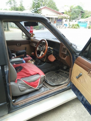 hero 4 ประตู