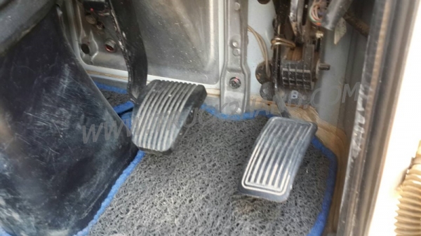 รถบรรทุก 6 ล้อดัมพ์  HINO  ซีรีย์ 500 EURO3   175 แรงม้า ปีจดทะเบียน 2555