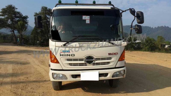 รถบรรทุก 6 ล้อดัมพ์  HINO  ซีรีย์ 500 EURO3   175 แรงม้า ปีจดทะเบียน 2555