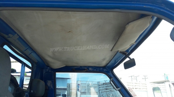 รถบรรทุก 6 ล้อ TOYOTA กระบะข้างเสริม กระบะรั้วเหล็ก รุ่น DYNA