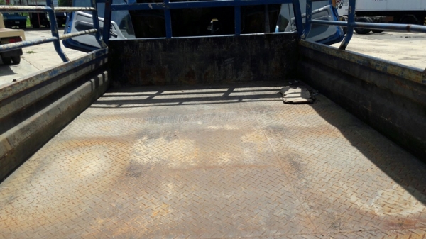 รถบรรทุก 6 ล้อ TOYOTA กระบะข้างเสริม กระบะรั้วเหล็ก รุ่น DYNA