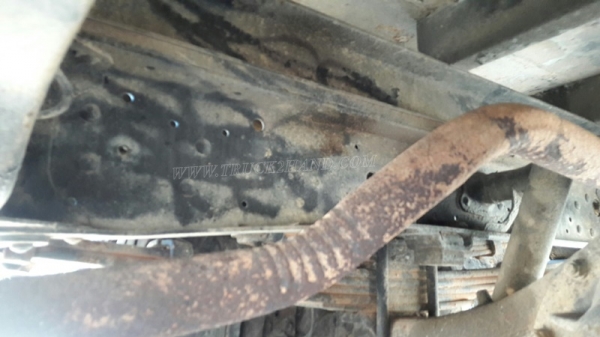 รถบรรทุก 6 ล้อ TOYOTA กระบะข้างเสริม กระบะรั้วเหล็ก รุ่น DYNA