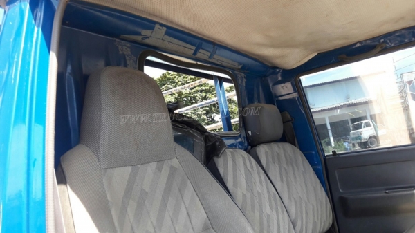 รถบรรทุก 6 ล้อ TOYOTA กระบะข้างเสริม กระบะรั้วเหล็ก รุ่น DYNA