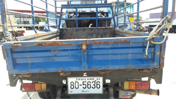 รถบรรทุก 6 ล้อ TOYOTA กระบะข้างเสริม กระบะรั้วเหล็ก รุ่น DYNA