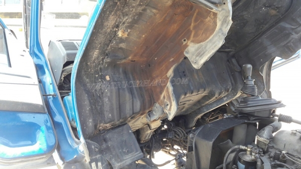 รถบรรทุก 6 ล้อ TOYOTA กระบะข้างเสริม กระบะรั้วเหล็ก รุ่น DYNA