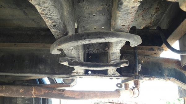 รถบรรทุก 6 ล้อ TOYOTA กระบะข้างเสริม กระบะรั้วเหล็ก รุ่น DYNA