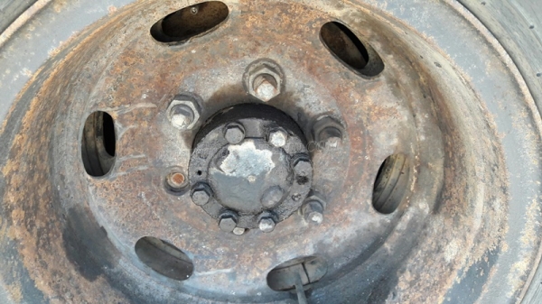 รถบรรทุก 6 ล้อ TOYOTA กระบะข้างเสริม กระบะรั้วเหล็ก รุ่น DYNA