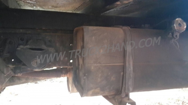 รถบรรทุก 6 ล้อ TOYOTA กระบะข้างเสริม กระบะรั้วเหล็ก รุ่น DYNA