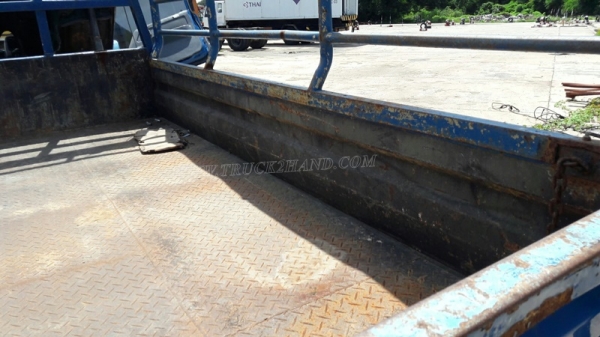 รถบรรทุก 6 ล้อ TOYOTA กระบะข้างเสริม กระบะรั้วเหล็ก รุ่น DYNA