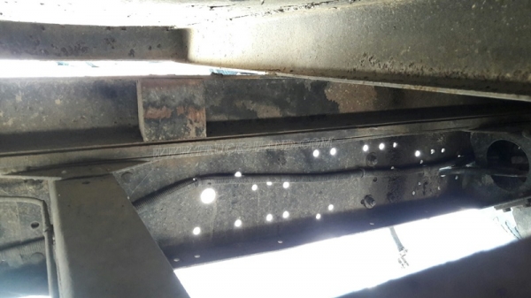 รถบรรทุก 6 ล้อ TOYOTA กระบะข้างเสริม กระบะรั้วเหล็ก รุ่น DYNA