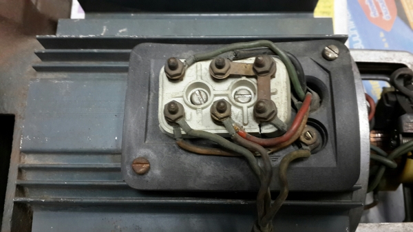 ขายปั้มน้ำเก่าเก็บของอิตาลี LOWARA รอบจัด 5,500 รอบ/นาที  Body อลูมิเนียม