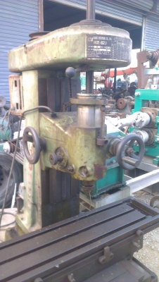 Sell> ขายมิลลิ่งตั้งโต๊ะ ฐานเหล็กหล่อ คอแน่น มอเตอร์ไฟบ้าน 220 V.