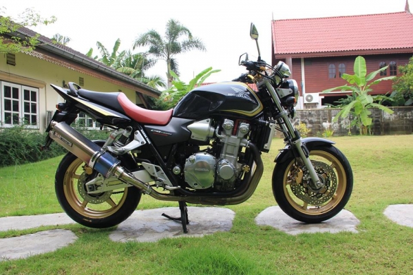 ขาย CB 1300 ปี 2005 ตัว ABS ทะเบียนแท้ (โอนนอก) พร้อมเลขทะเบียนสวย