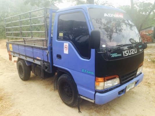 รถบรรทุกISUZU