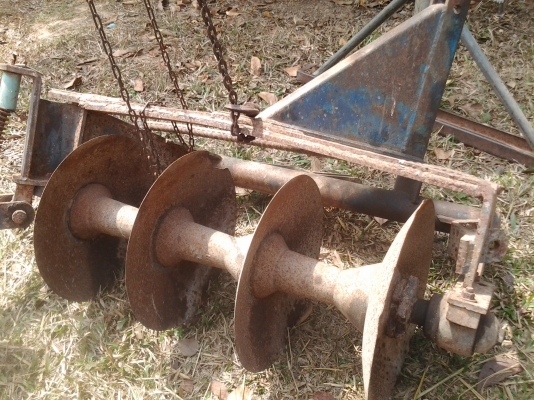 ขายตามสภาพพานพรวน4ใบ16นิ้วติดกับรถไถ22แรงคูโบต้า