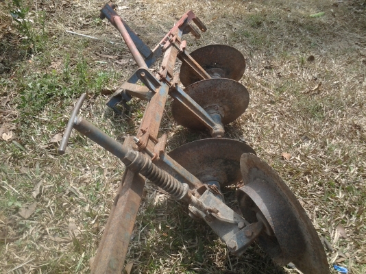 ขายตามสภาพพาน3ใบ15นิ้วใช้กับรถไถเล็ก ขายตามสภาพพาน3ใบ15นิ้วใช้กับรถไถเล็ก