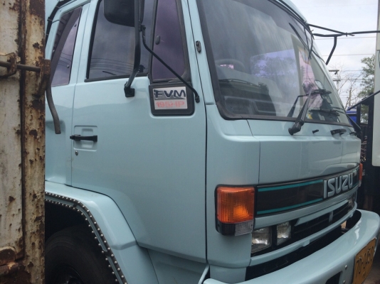 10ล้อตู้เปียก195แรงISUZU FVM32M R-นางฟ้าหัวเก๋งเก็บงานใหม่  หัวบาง สภาพดีพร้อมใช้ คัสซีสวย เครื่องเดิมแน่น..