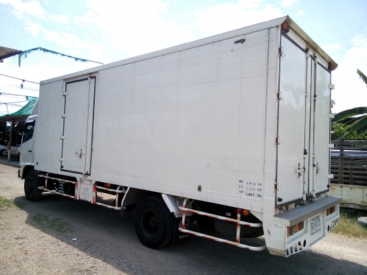 6 ล้อกลาง  *Euro.3*  HINO *ซีรีย์500*  FC9J  175 แรงม้า *คอมมอนเรว*  *ยาว 6.50 ม.*  รถสวยเดิม+สวยจริง * รถห้างแท้ * มีเล่มพร้อม*