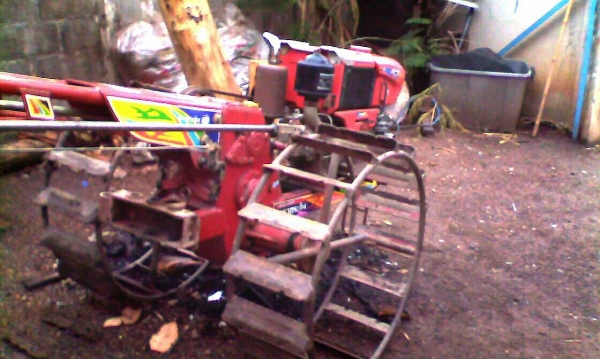 ขายเครื้องRT100โครงกะทิงแดงมีพร้อมใช้งานสภาพสวยเดิมๆยังไม้ได้ล่างราคา39000บาทสนใจโทร0813655997อำพร พาเจริญ ราคานี้ยังต่อลองได้อีกนะครับรถอยู่ วังบัว คลองขลุง กำแพงเพชรไม้ได้สาลีนะครับ