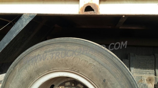 รถบรรทุก 10ล้อ Isuzu 370  แรงม้า  พื้นเรียบ รุ่น CXY51V3J