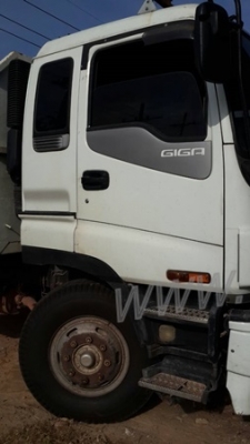 รถบรรทุก 10ล้อ Isuzu 370  แรงม้า  พื้นเรียบ รุ่น CXY51V3J