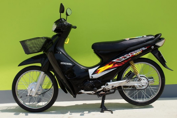 ขาย HONDA WAVE 100 รถปี 45 เอกสารทะเบียนพร้อมโอน ภาษี พรบ ขาดเกิน 3 ปี สภาพเก็บงานใหม่ ชุดสีใหม่ เบาะใหม่ ยางหน้า หลัง ใหม่  แบตใหม่ ระบบไฟ ติดครบ