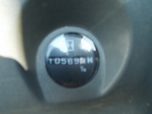 ขายรถขุดบูมยาว 15 เมตร นำเข้ามือ 2 จากประเทศญี่ปุ่นเองโดยตรง