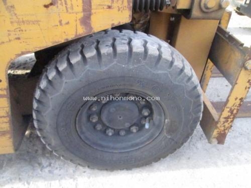 รถยก     KOMATSU    FG09-2   รหัสสินค้า : 14001973  หรือเพิ่มเติมไดที่ www.nihonmono.com